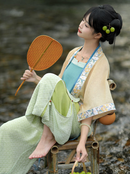 Lookbook Series Loquat Mill Autumn Song Hanfu