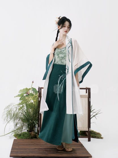 Lookbook Series Stream Breezee Autumn Song Hanfu