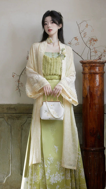 Ming Qian Yu Ye : Jadebud