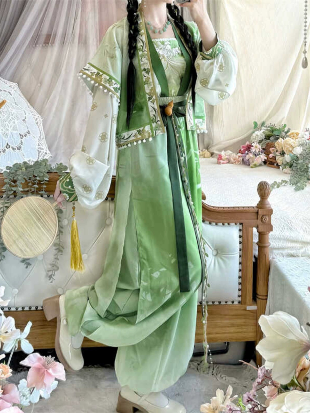 Lookbook Series 2025 Hanfu Branche Green