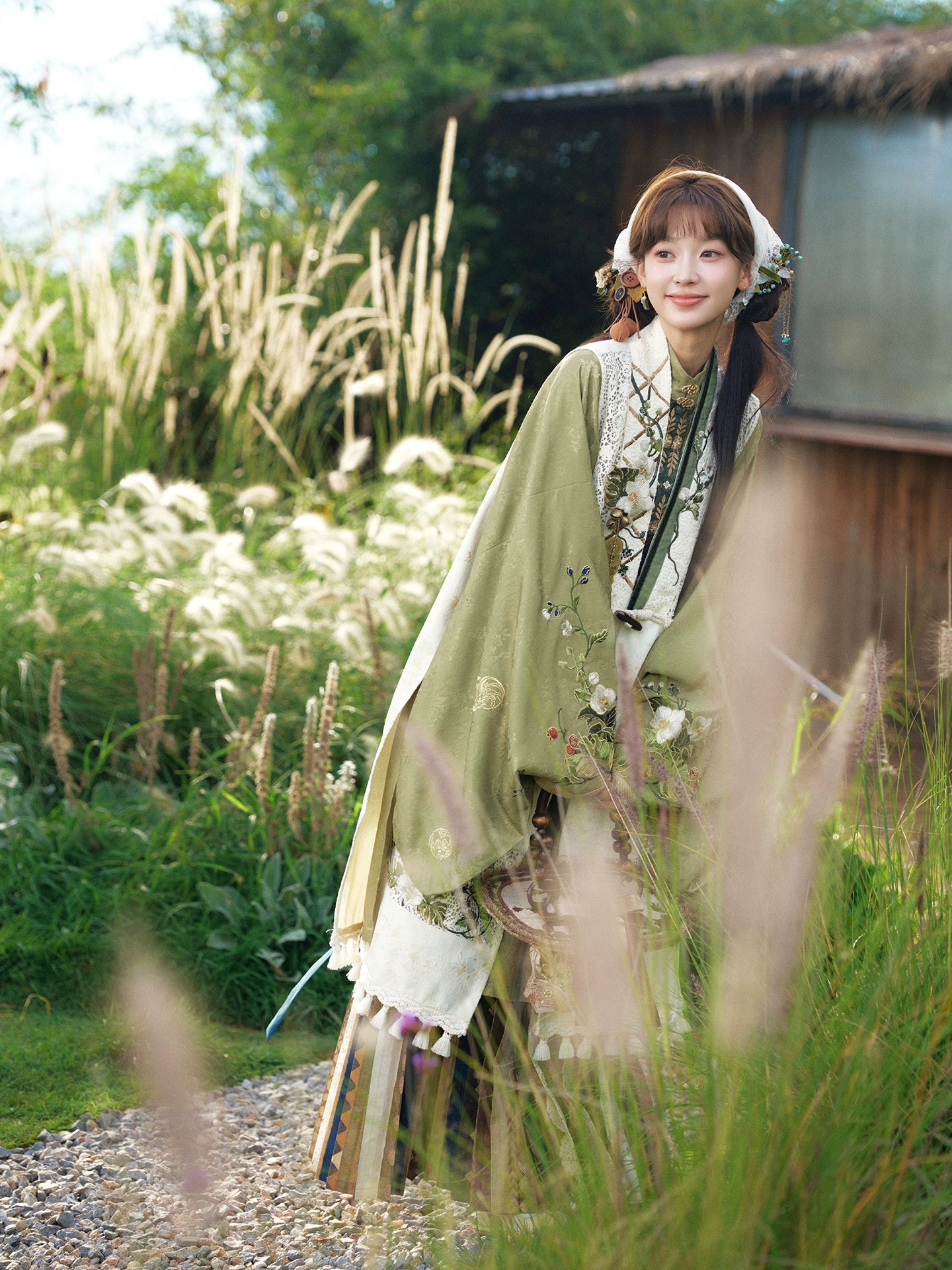 Mo Shang Qing Li : Verdant Hedge