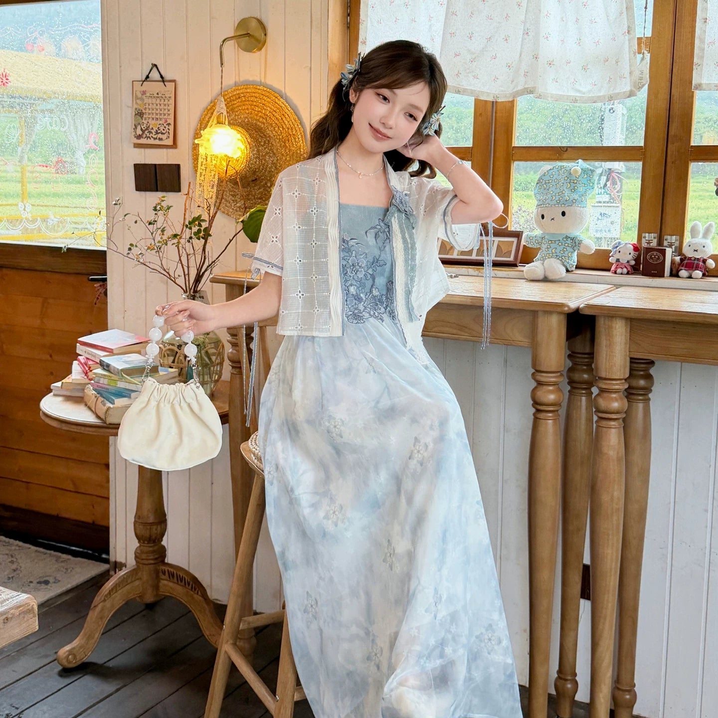 Xuan Ying : Daylily Shade