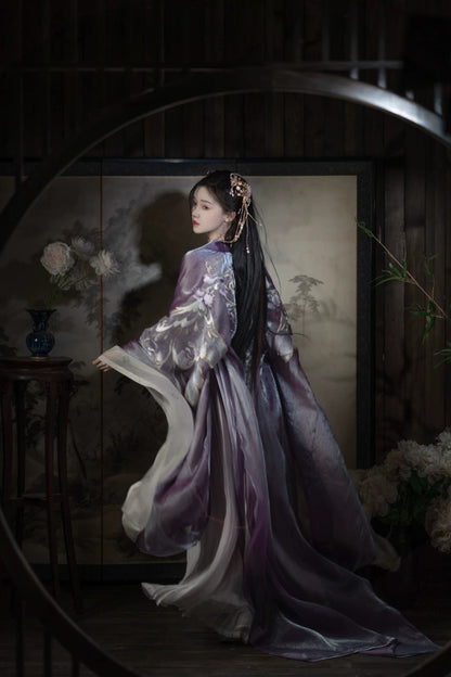 Timeless Fragrance Series Iris Butterfly Hanfu