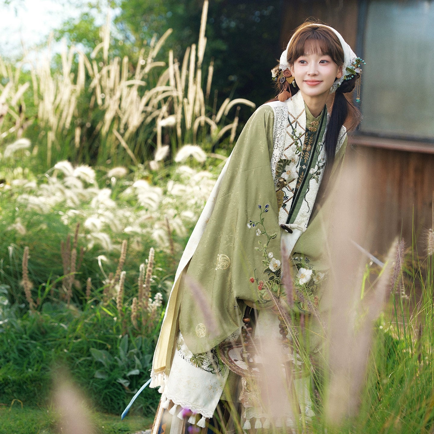 Mo Shang Qing Li : Verdant Hedge