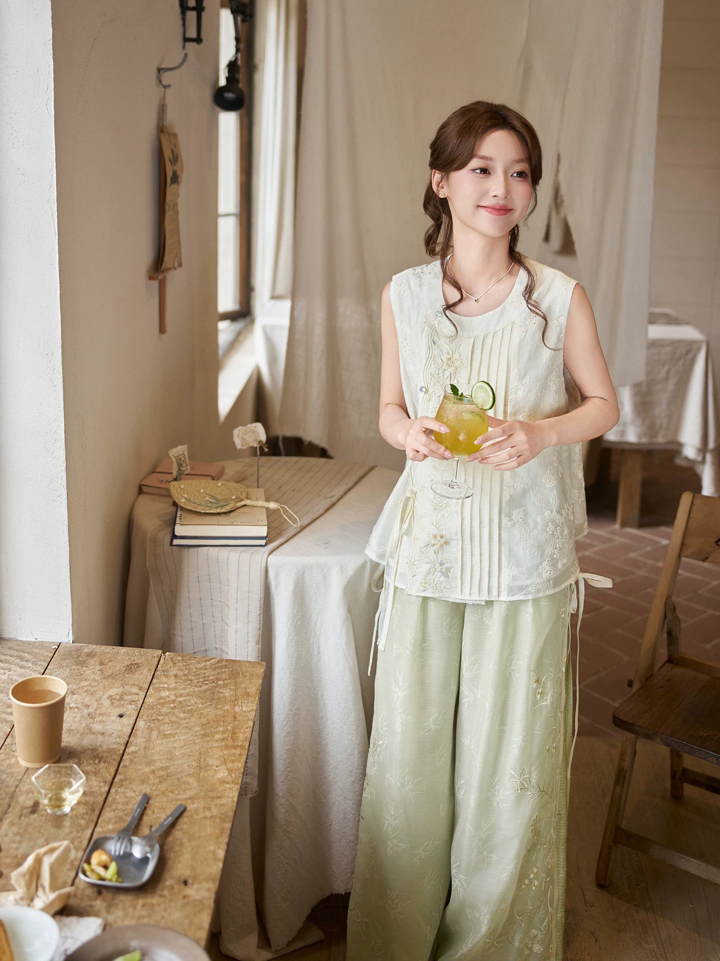 Xia Zhu : Summer Bamboo