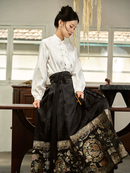 Mo Bai Sui Mu Qi Meng : Inkwhite Year's End Reverie