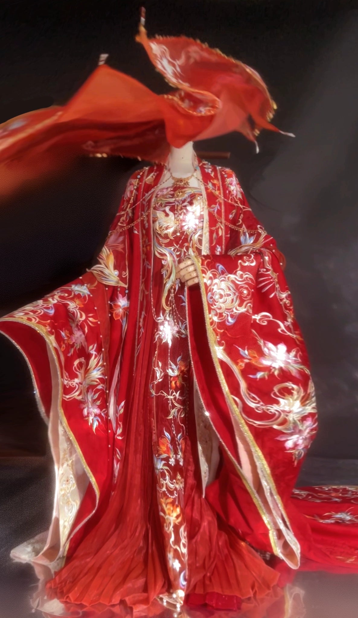 Haute Couture Series Woven Fabric Embroidered Hanfu Qing Huan Royal Phoenix Bride