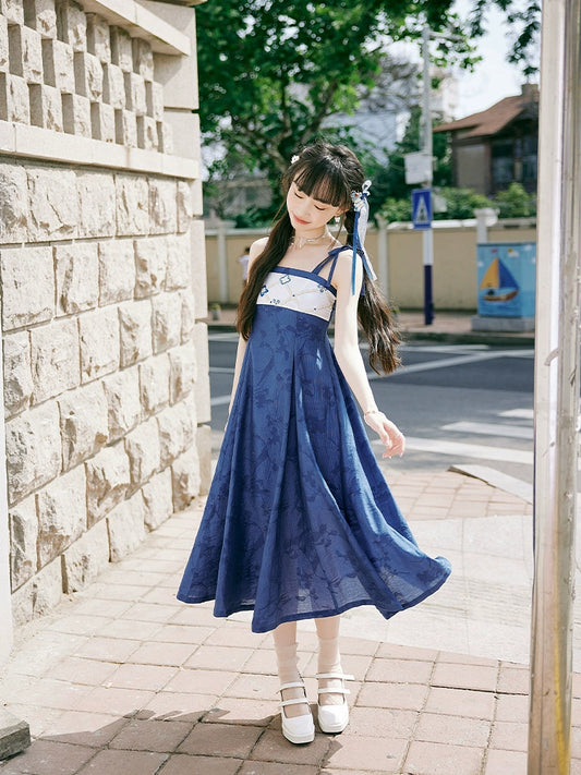 Mulan Yu : Duskblue Whispers