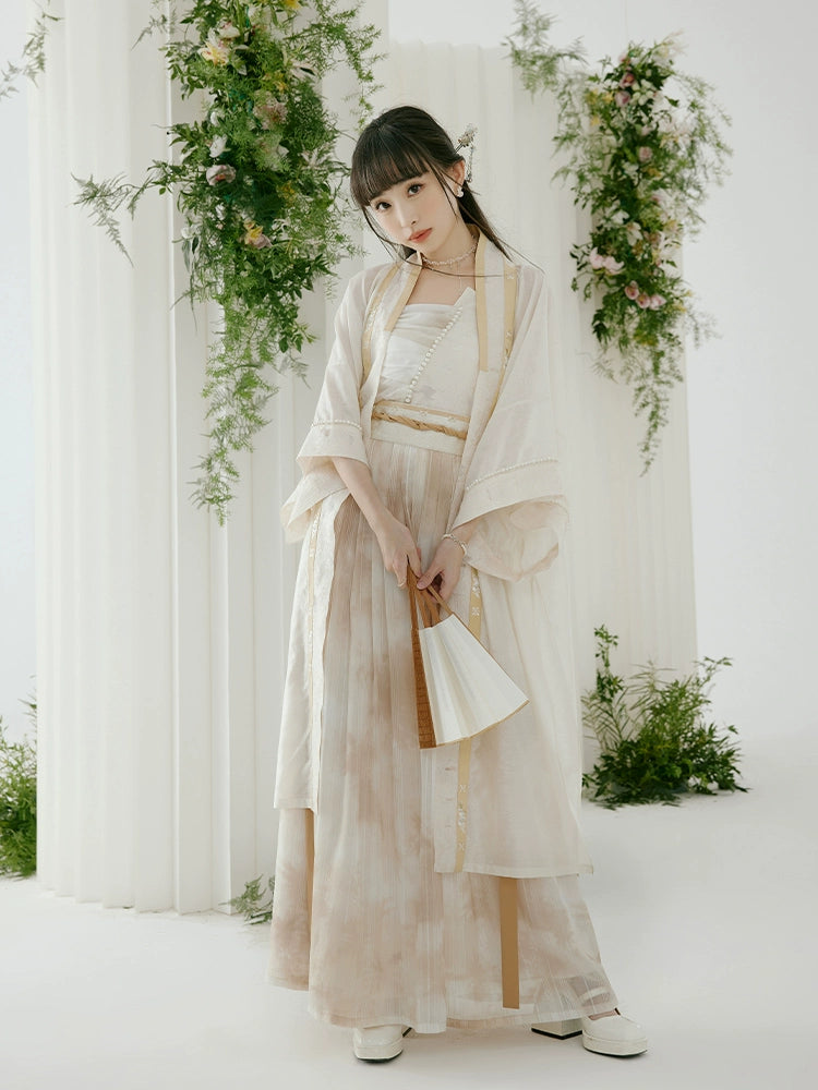 Xiang Su : Pale Silk & Raw Silk