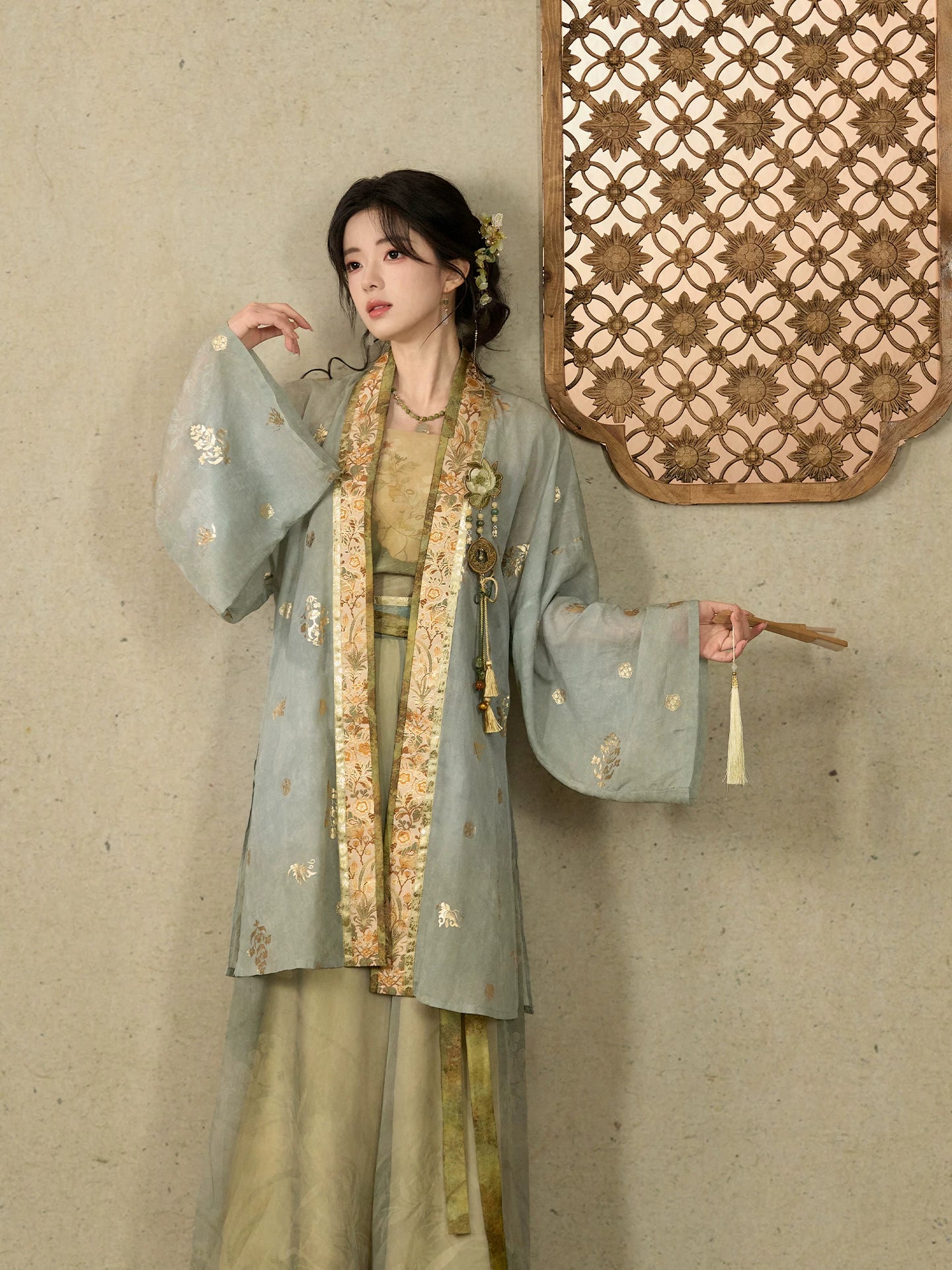 Bi Yu Chen : Jade Dust