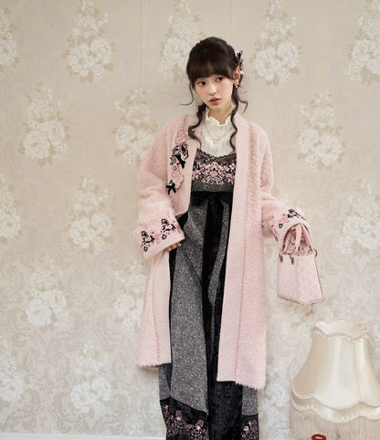 Fu Hua Xing : Brushing Flowers Walk