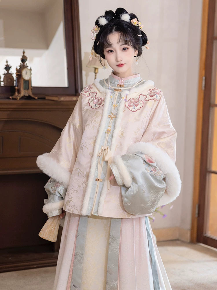 Lookbook Series Peachy Sparrow