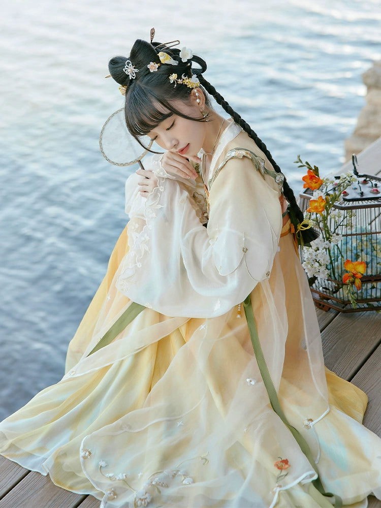 Huazhao Ruyue : Floral Covenant