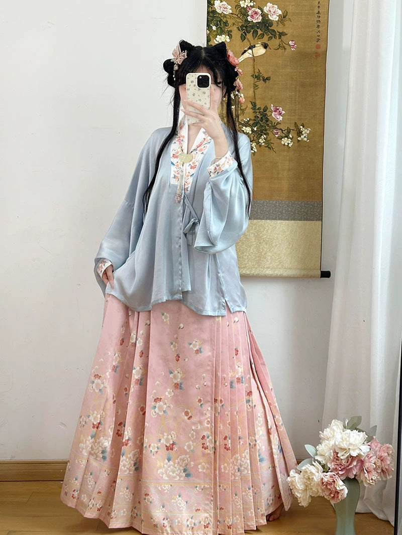 Lookbook Series Original Hanfu Ming Dynasty Cross-Collared Cross-Dressed Horse-Faced Skirt