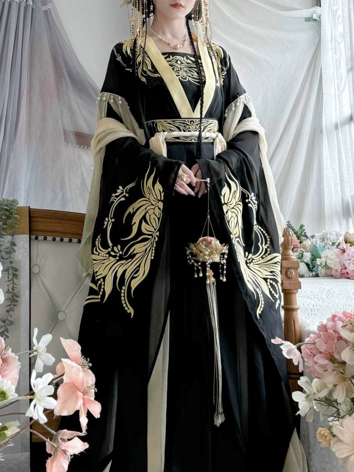 Lookbook Series 2025 Hanfu Surging Black Billow Red