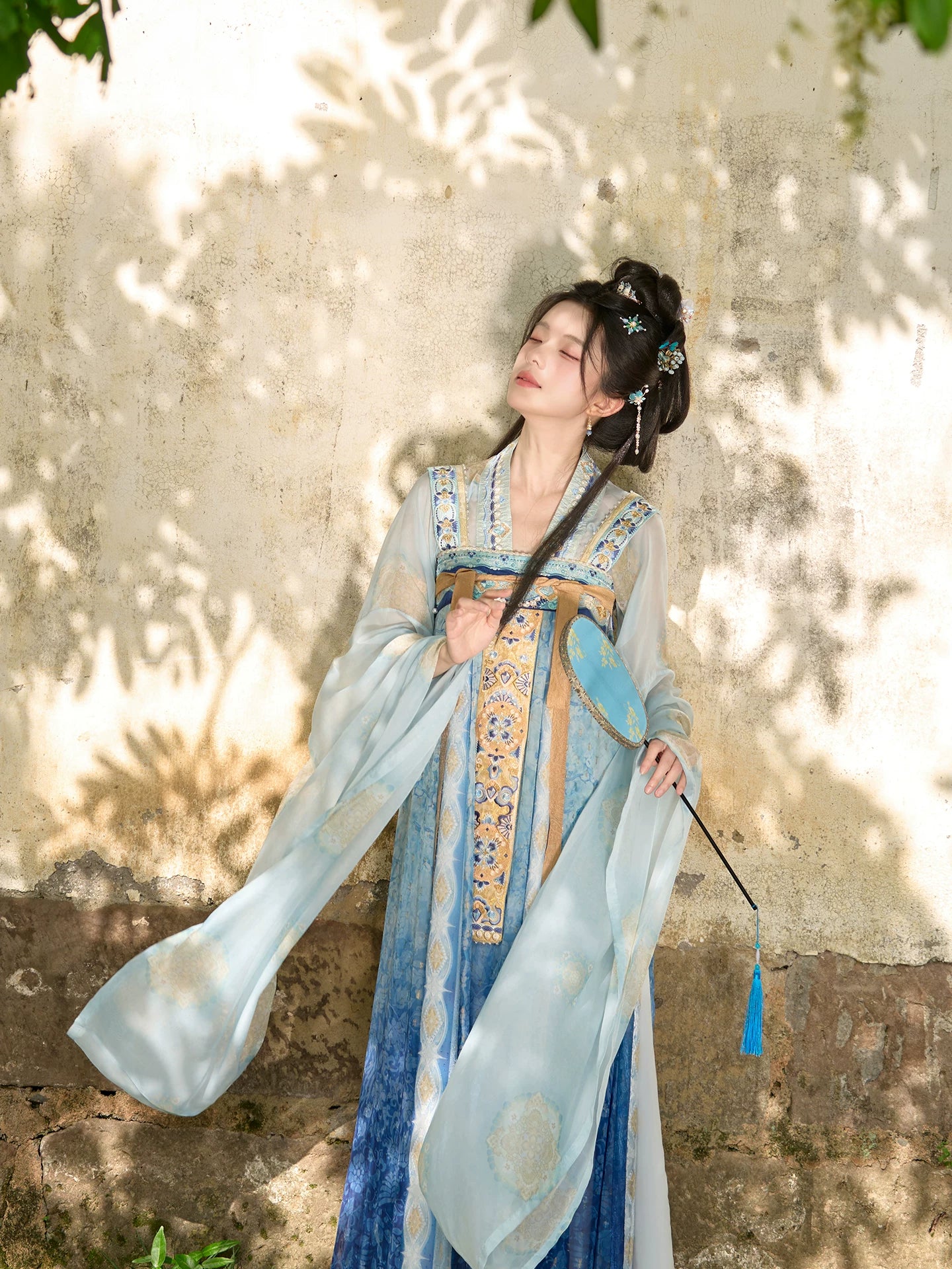 Yao Ye Guan Xing : Stargazing Far