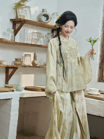 Yan Xian Zhi : Swallow Carries Branch