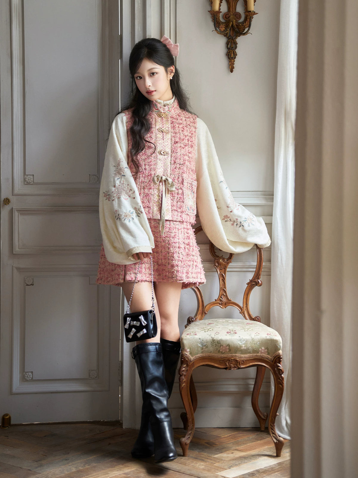 Wen Qiu ：Asking Autumn