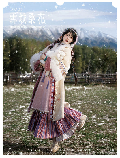 Lookbook Series Ethnic Winter Hanfu Snowy Mulberry