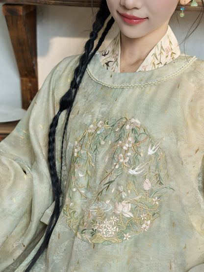 Yan Xian Zhi : Swallow Carries Branch