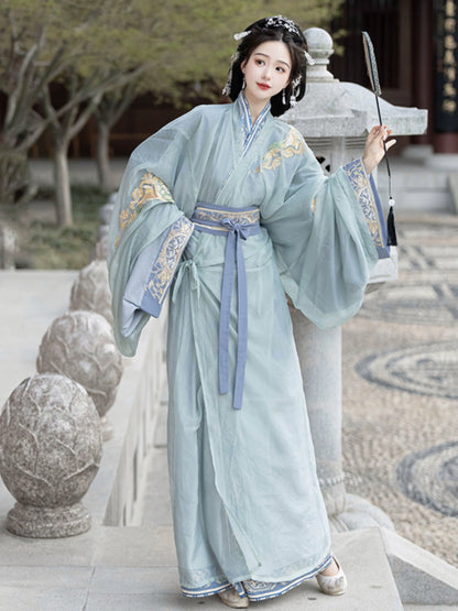 Qin Han Dynasty Female Costume recreates Warring States Robe