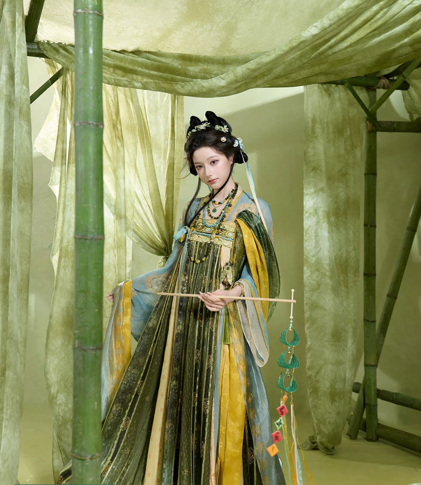 Duan Yang Lü Yun : Summer Verdure