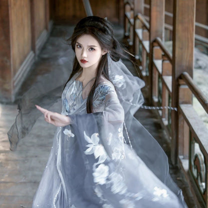 Cloud-Kissing Nature Series Melancholy Arch Wei Hanfu