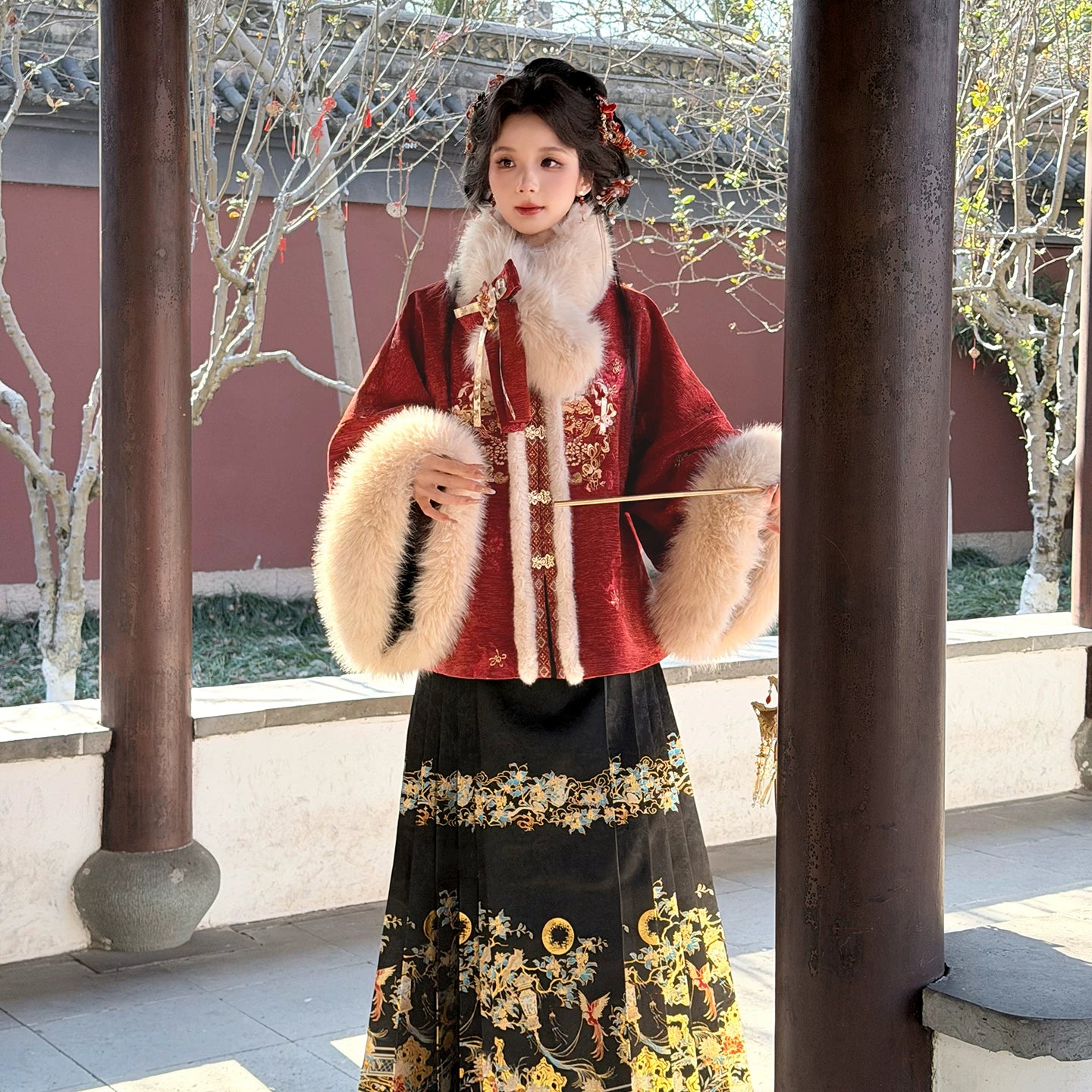 Liu Dan Huai Xue : Red Glow with Snow