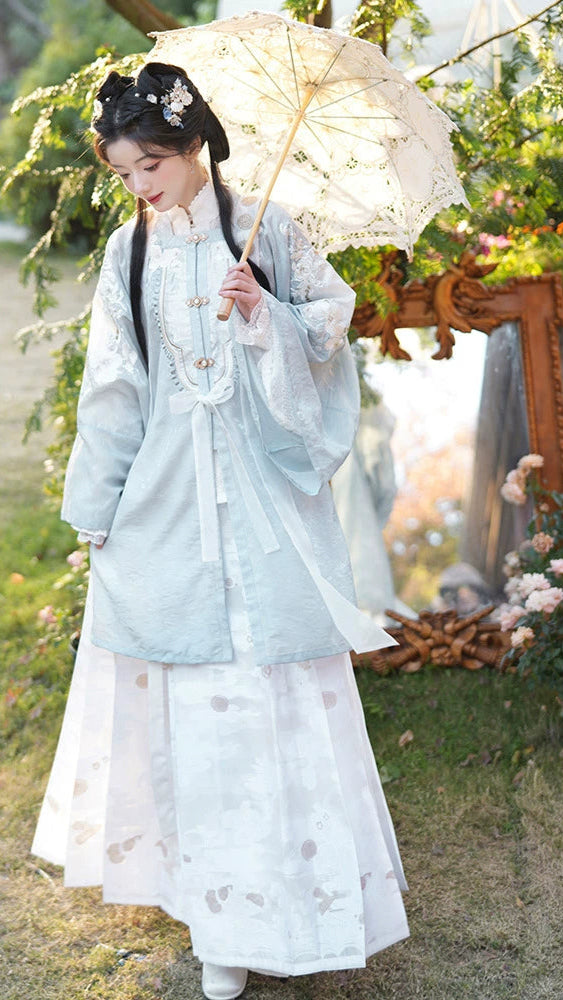 Bao Yu Cai Shuang : Jade-Gauzed Frost