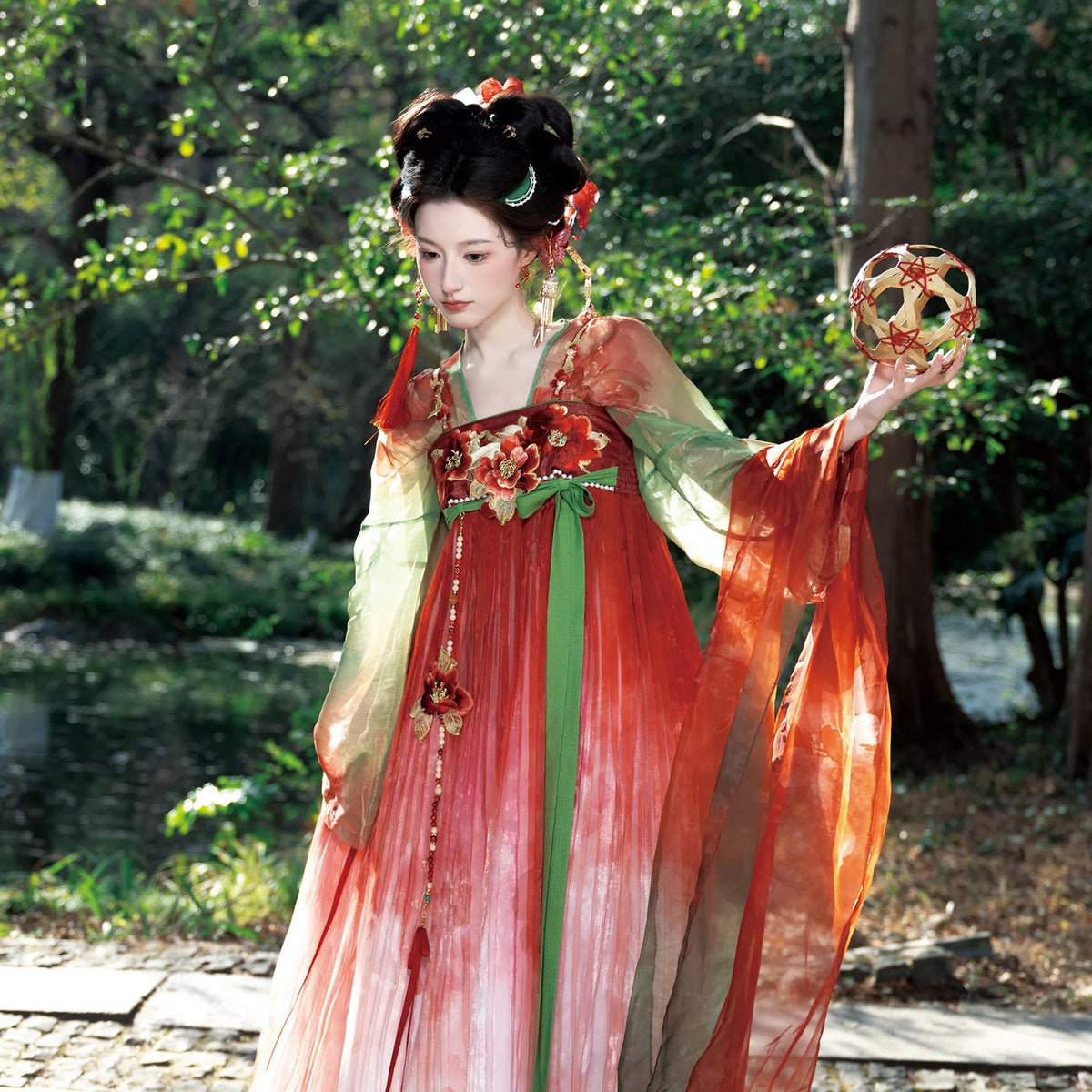 Timeless Fragrance Series Lustrous Pearl Hanfu