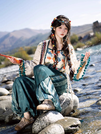 Lookbook Series Ethnic Autumn Hanfu Silky Bell