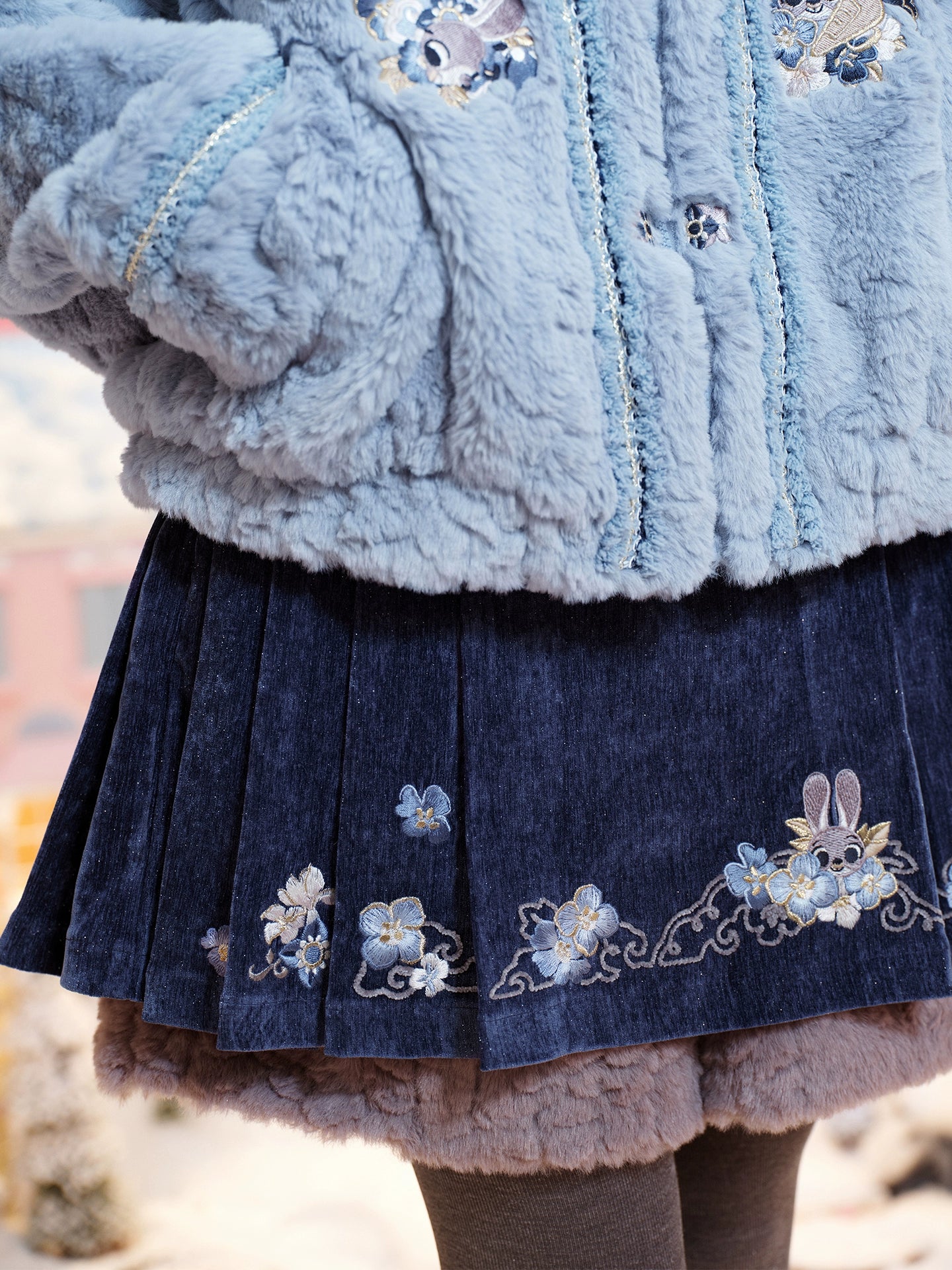 Rong Rong Tu Jing Guan : Fluffy Officer