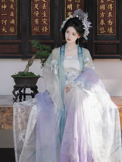 Cloud-Kissing Nature Series Silk Dynasty Song Hanfu