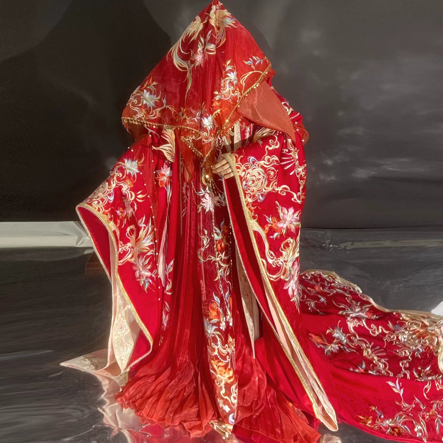Haute Couture Series Woven Fabric Embroidered Hanfu Qing Huan Royal Phoenix Bride