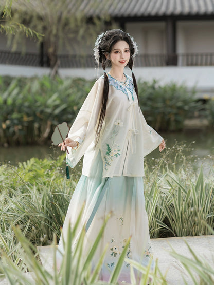 Lookbook Series Ming Dynasty Hanfu Chung Ling Kee Blue Glass