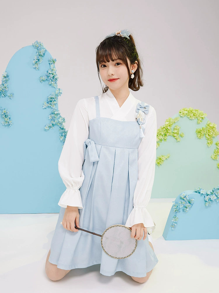 Liu Zhi Ci : Catkin-Drift Skirt
