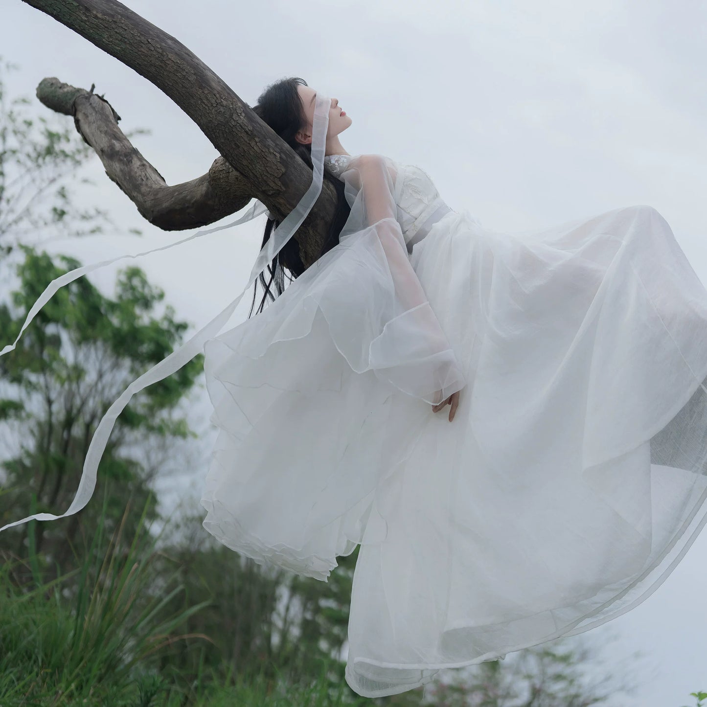 Vermilion Heritage Atelier Series Grasp Moon