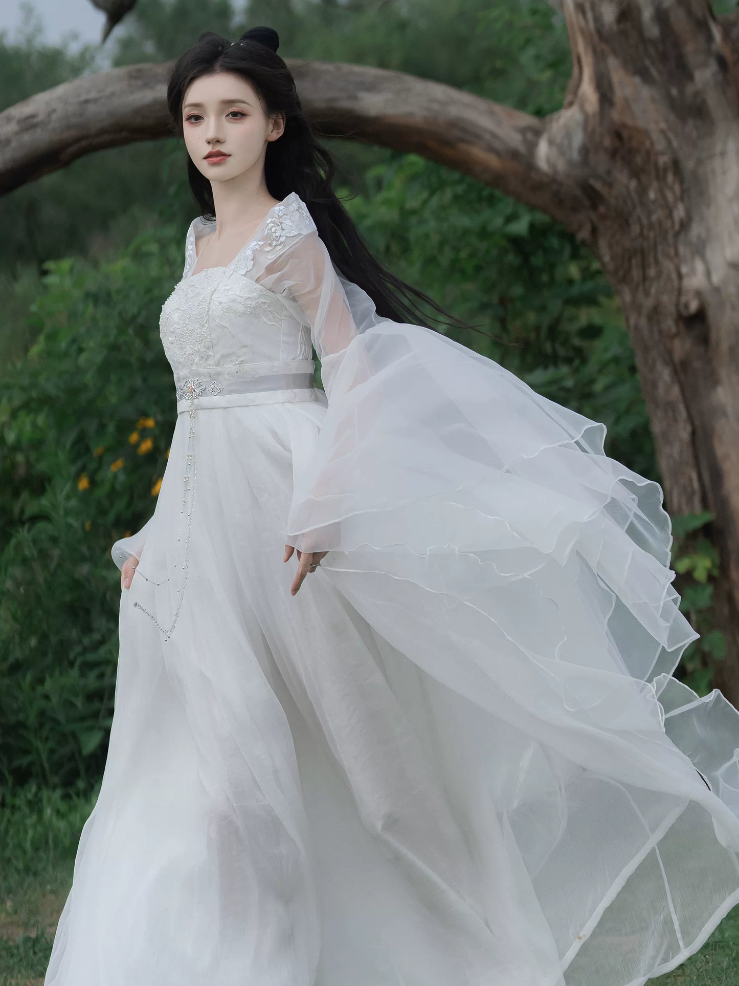 Vermilion Heritage Atelier Series Grasp Moon