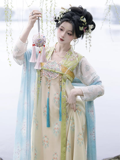 Lookbook Series Oriole Song Embroidered Dream