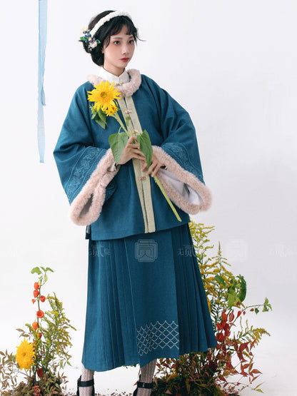 Lookbook Series Qingmen Yin Autumn Winter Hanfu