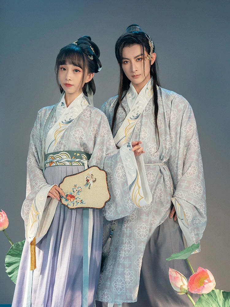 Qing He Jin Li : Iridescent Couple