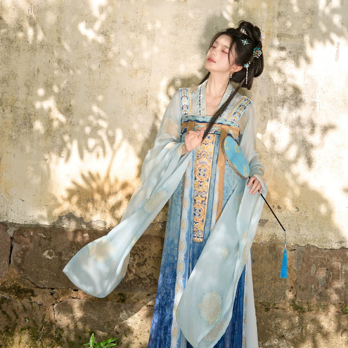 Yao Ye Guan Xing : Stargazing Far