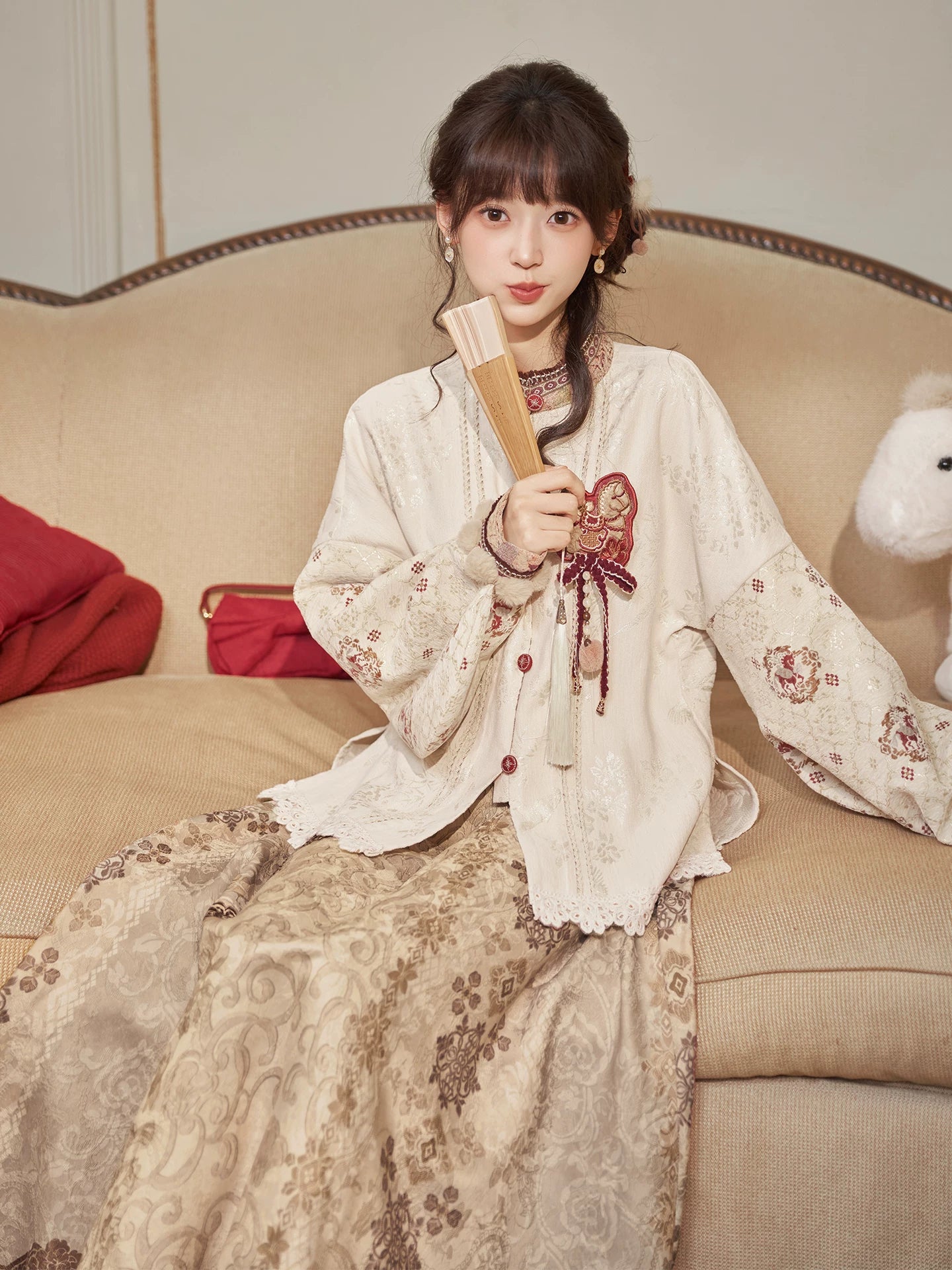 Chi Ma Bao Xiang : Red Horse Treasure Phase