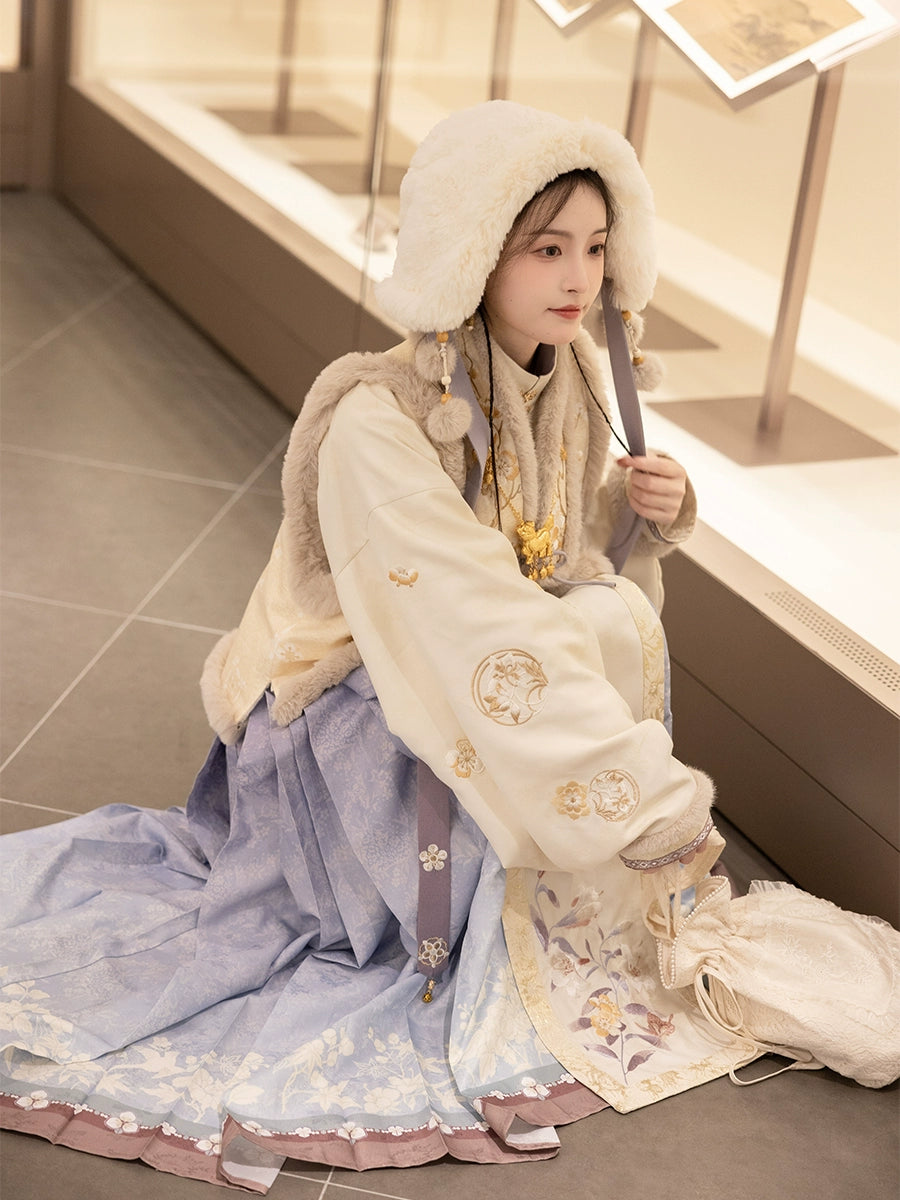 Mountain-View Qiao Series New Chinese Hanfu Dill Painting Gold