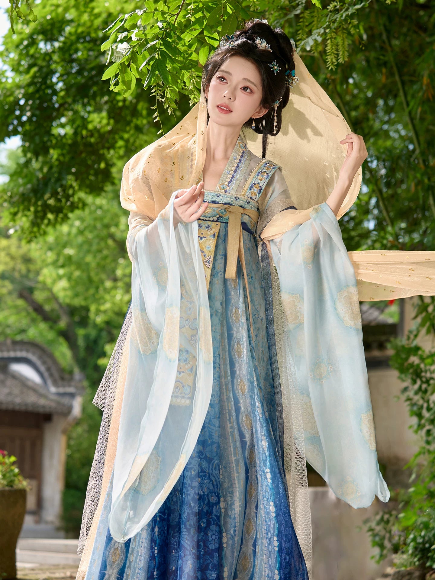 Yao Ye Guan Xing : Stargazing Far