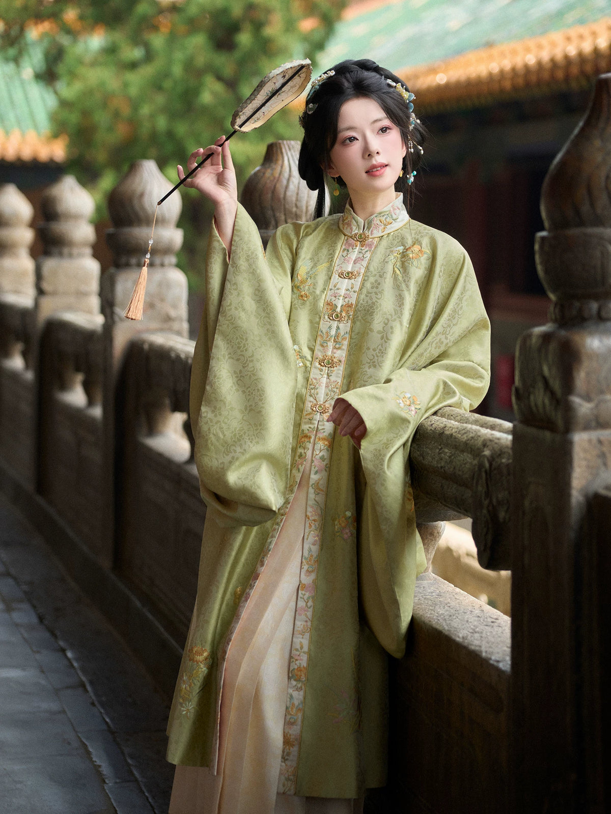 Chun Zhou ：Spring Day