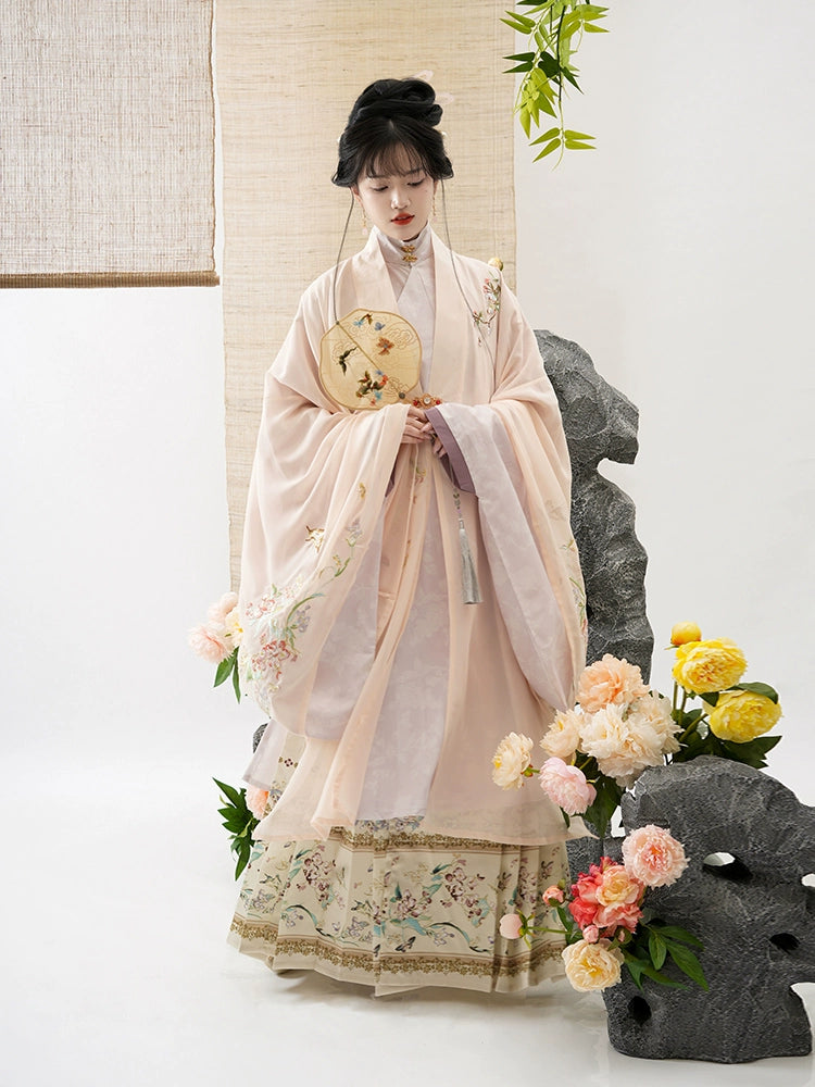 LOOKBOOK SERIES Ming Hairpin Flowers Hanfu Set