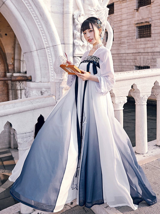 Xi Hu Qing Meng : Aero-Water Skirt