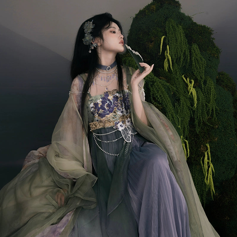 Fan Zhu Qing Lu : Ephemeral Prism