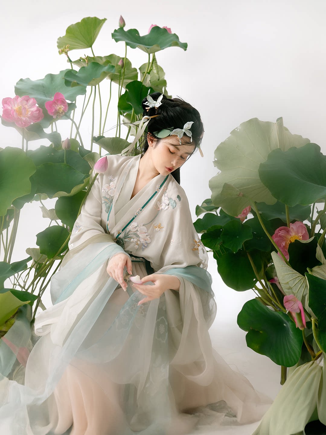 Picks Hype Series Hanfu Incense Wanderer